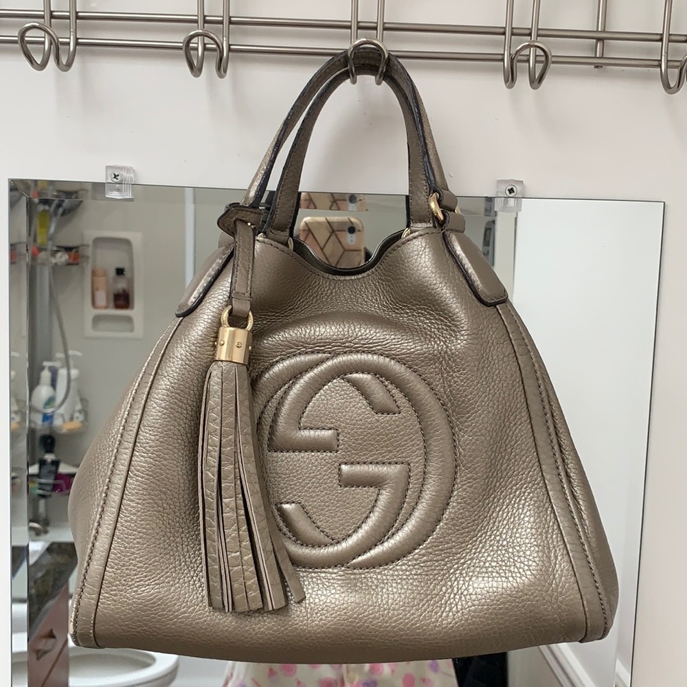 Gucci Soho tote- pebbled leather in a beautiful Taupe colorj